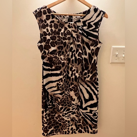 dressbarn Dresses & Skirts - Dressbarn Animal Print Mini Dress, sleeveless, Women’s Size 10
